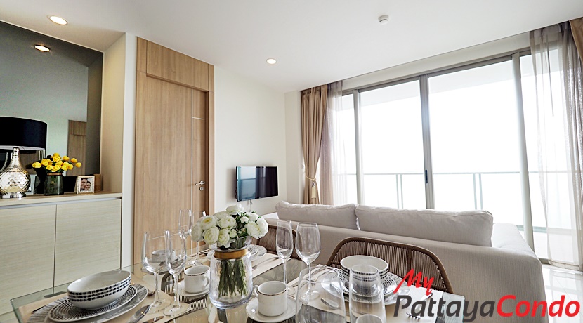 Riviera Wong Amat Condo For Sale - RW22-5