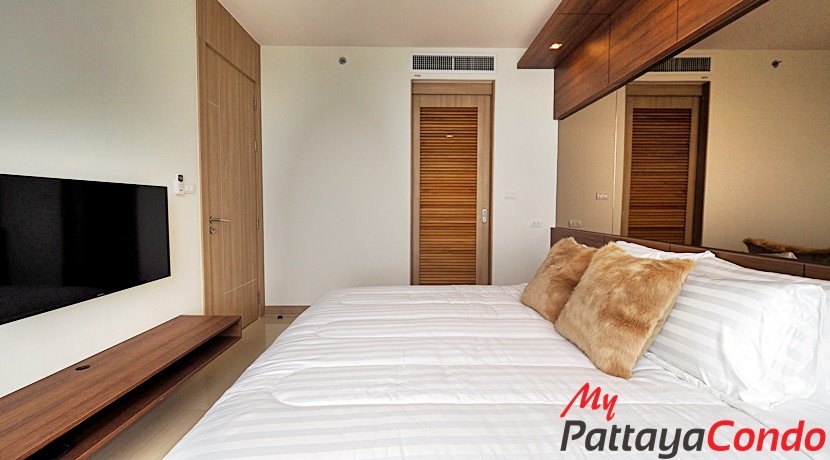 Riviera Wong Amat Condo For Sale - RW22-21