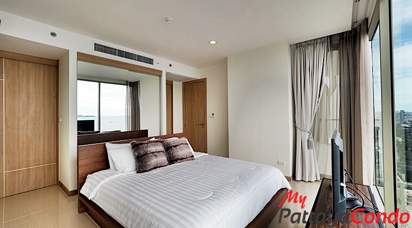Riviera Wong Amat Condo For Sale - RW22-15