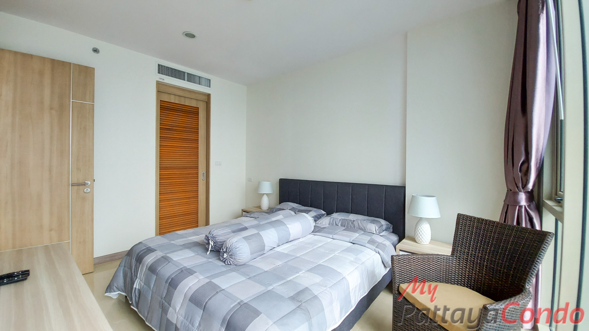 Riviera Wong Amat Condo For Sale - RW38-10