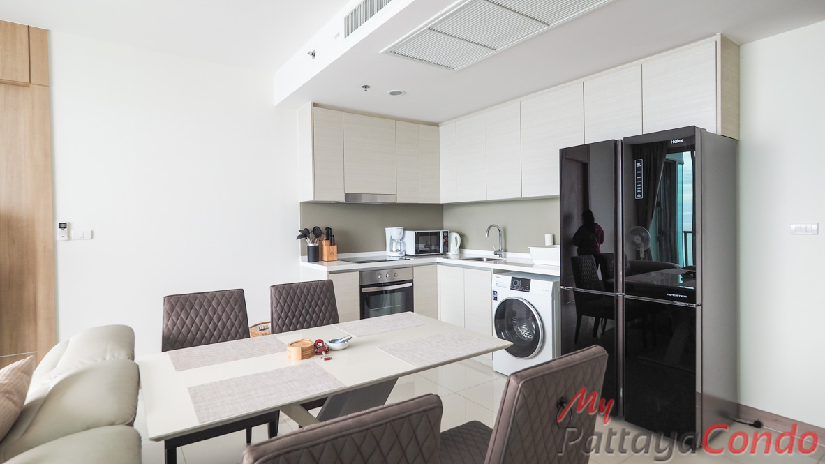 Riviera Wong Amat Condo For Sale - RW38-1