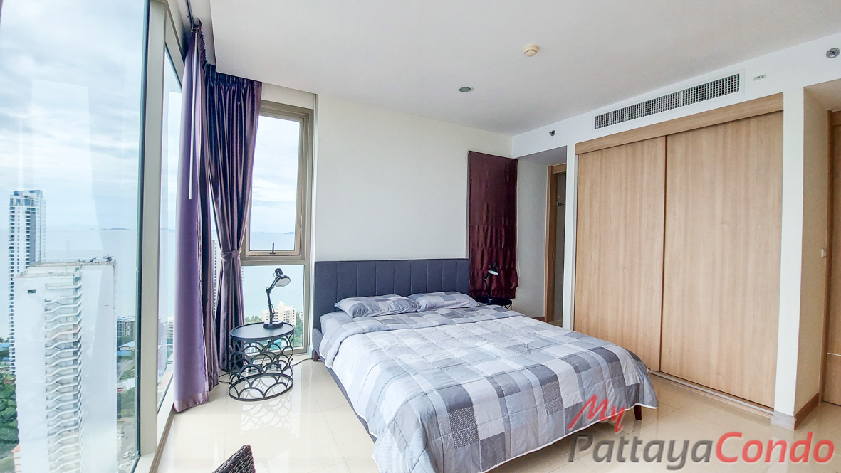 Riviera Wong Amat Condo For Sale - RW38-4