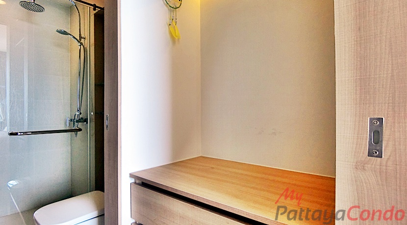 Riviera Wong Amat Condo For Sale - RW10-18