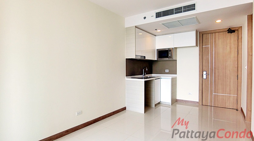 Riviera Wong Amat Condo For Sale - RW52-3