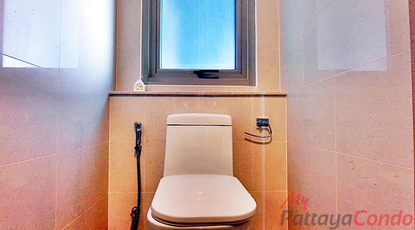 Riviera Wong Amat Condo For Sale - RW52-9