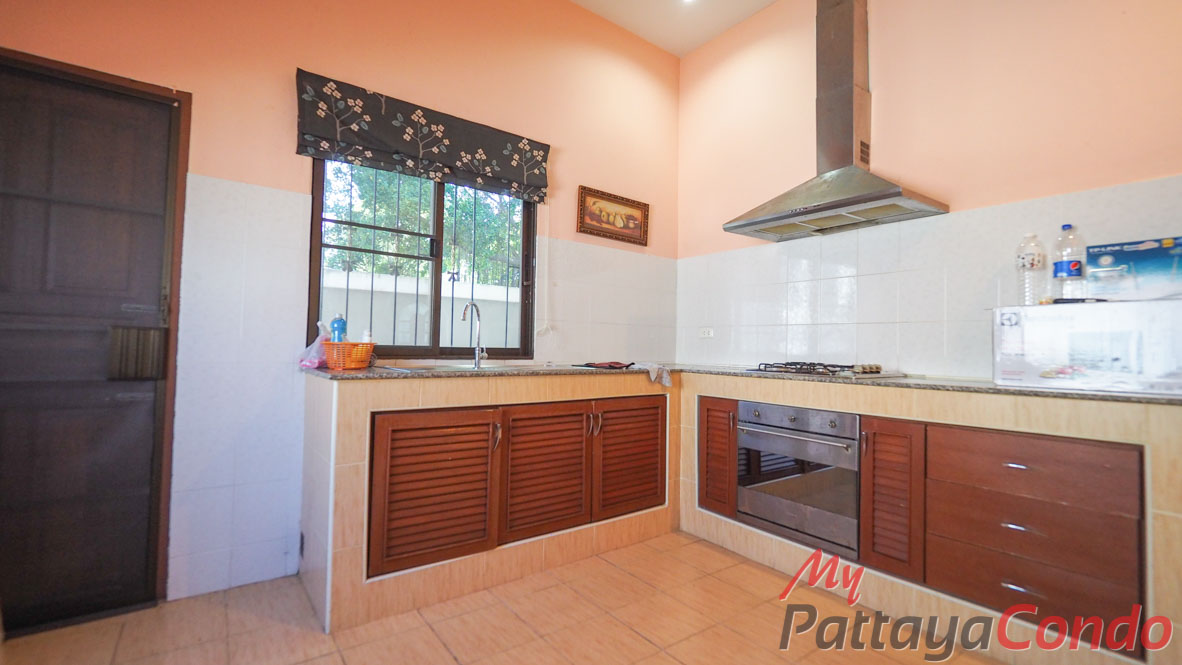 SP Village 4 East Pattaya House For Sale - HESP4V01-11