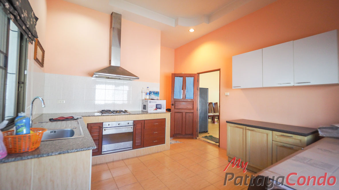 SP Village 4 East Pattaya House For Sale - HESP4V01-12