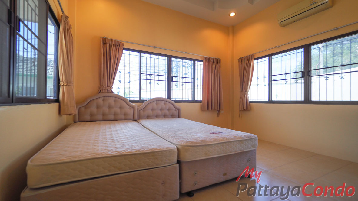 SP Village 4 East Pattaya House For Sale - HESP4V01-13