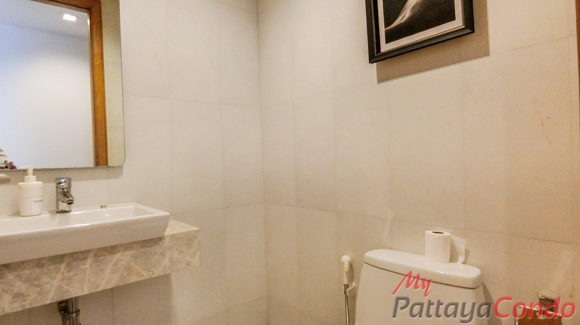 Sandbox Beachfront Villa East Pattaya Townhouse For Sale - HESB01-14