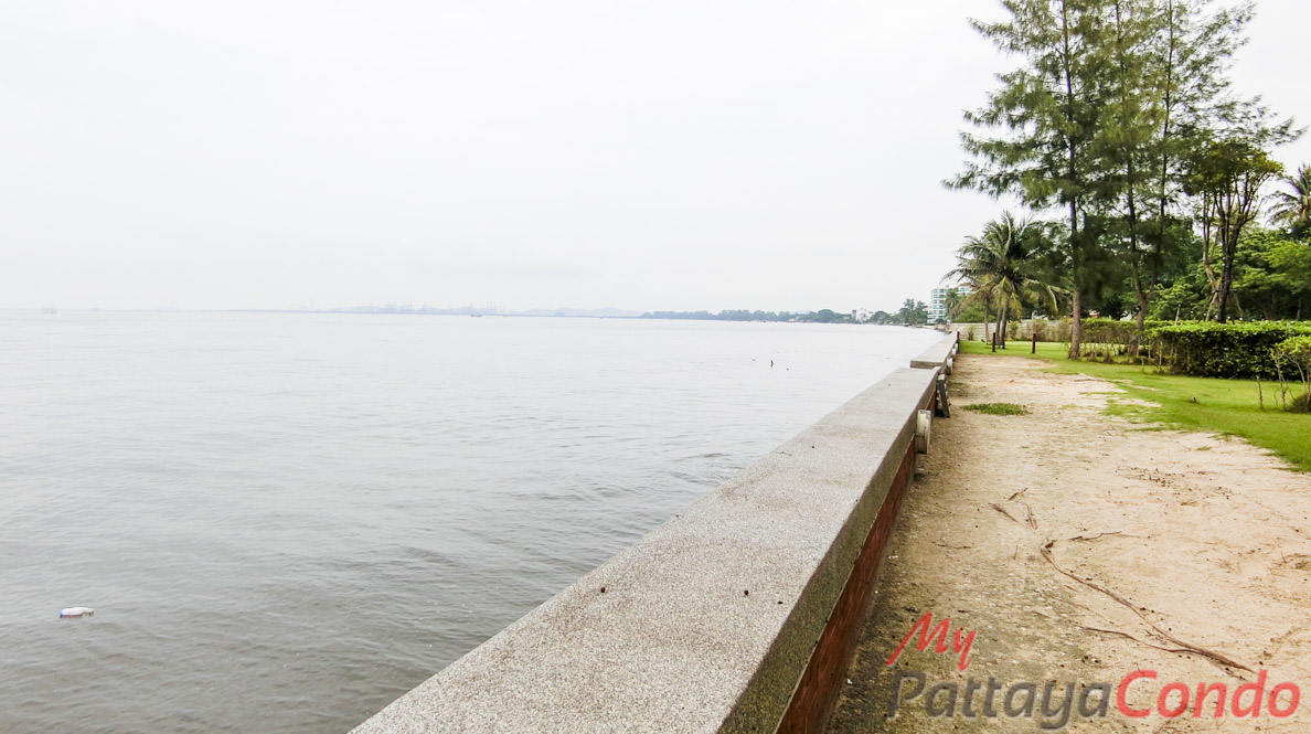 Sandbox Beachfront Villa East Pattaya Townhouse For Sale - HESB01-9