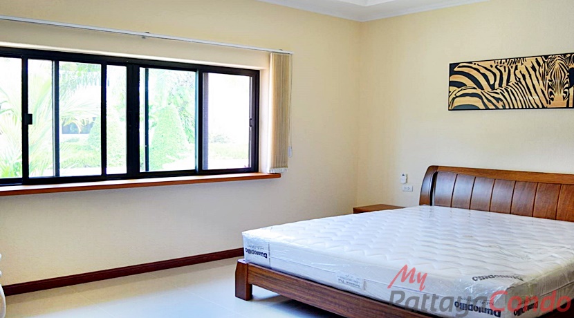 Santa Maria East Pattaya Pool Villa For Sale - HESM02-10