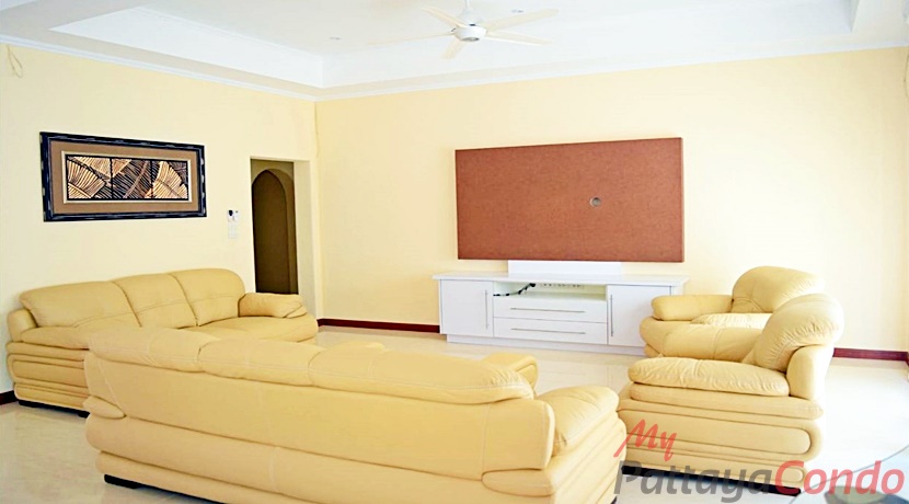 Santa Maria East Pattaya Pool Villa For Sale - HESM02-4