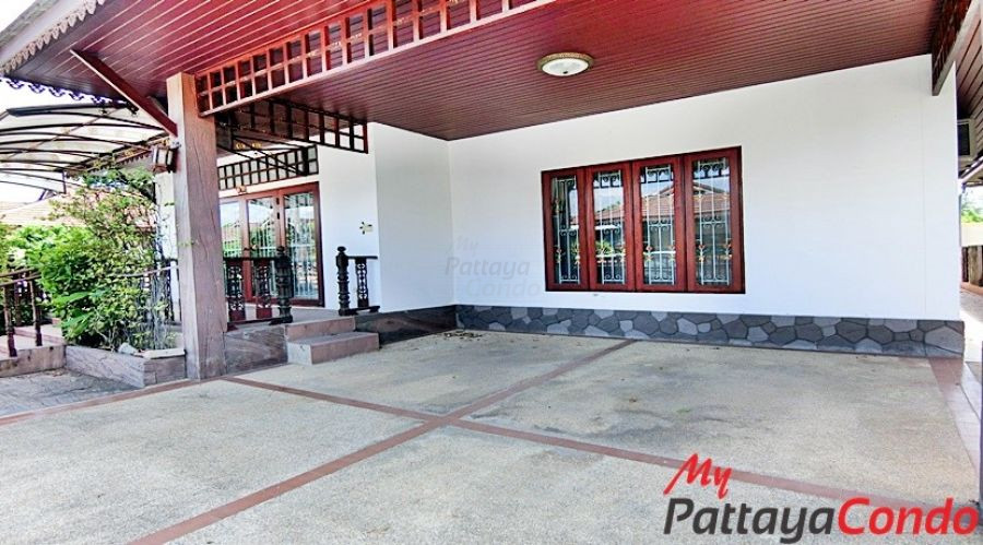Blue Star Village East Pattaya House For Sale - HEBS01-1