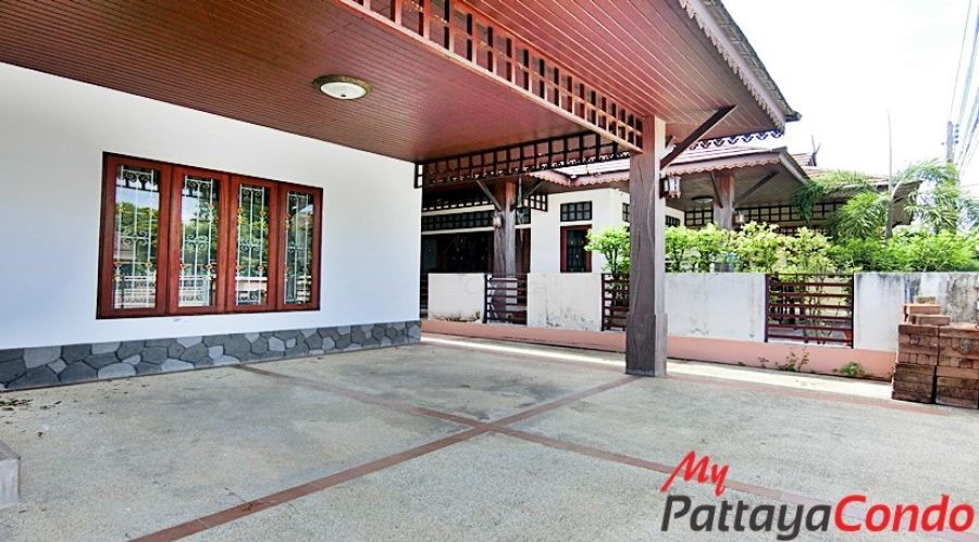 Blue Star Village East Pattaya House For Sale - HEBS01-2