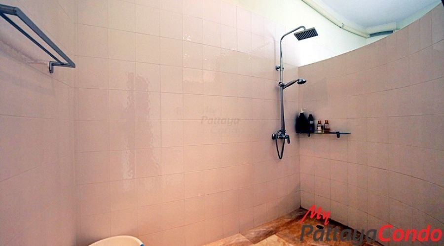 Thaily Wood Village East Pattaya Pool Villa For Sale - HETW01-27