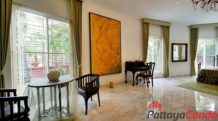 Thaily Wood Village East Pattaya Pool Villa For Sale - HETW01-5