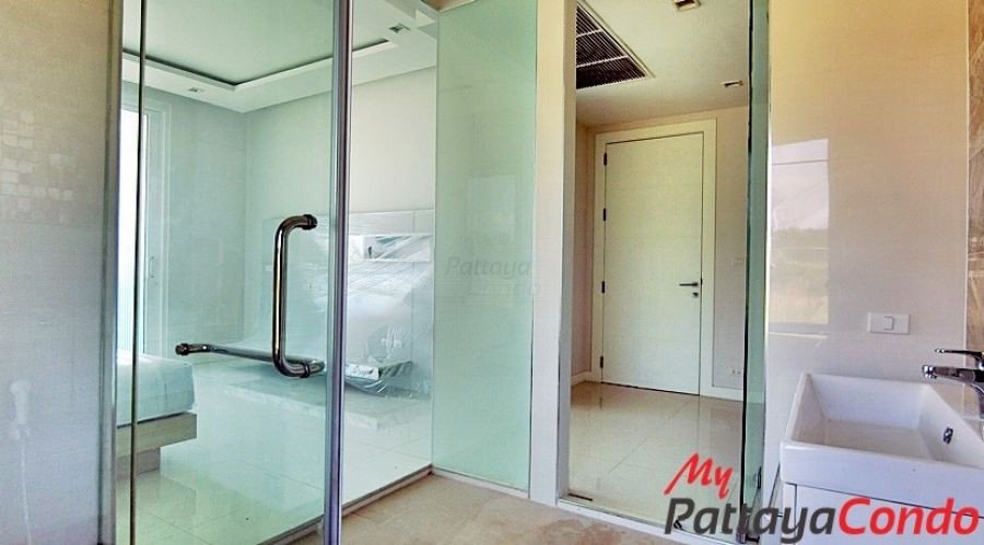 The Grand Paradise Villa East Pattaya Pool Villa For Sale - HEGPV01-16