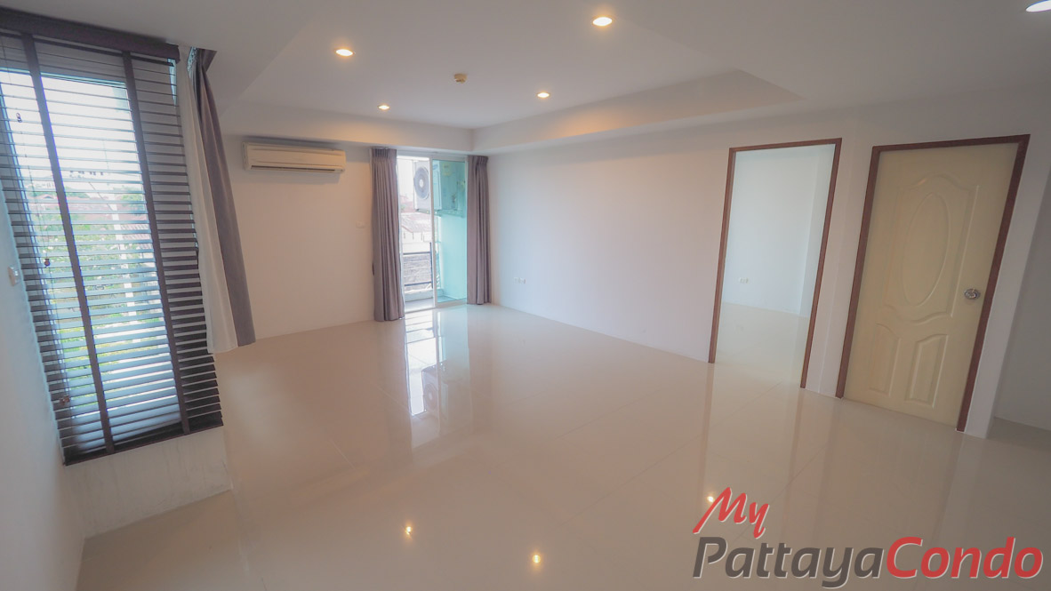 The Mountain Condominium Pattaya For Sale - MT01-1