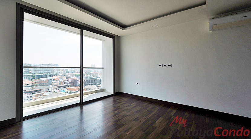 The Peak Towers Pattaya Condo For Sale - PEAKT45-5