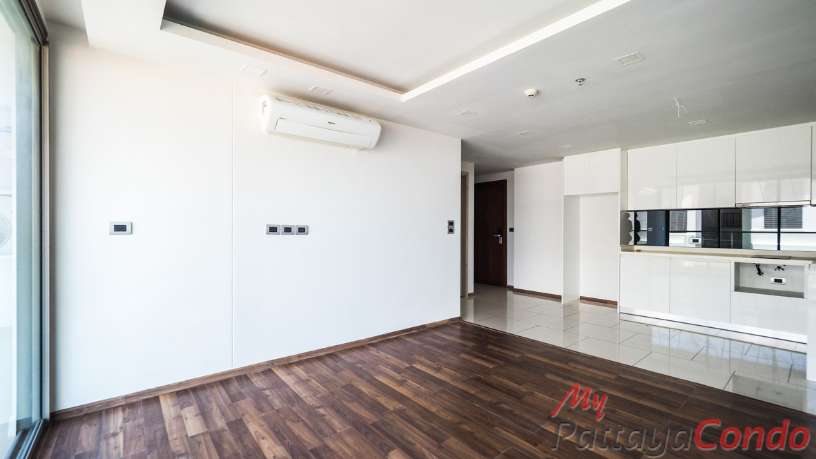 The Peak Towers Pattaya Condo For Sale - PEAKT60-4