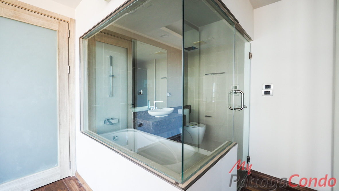The Peak Towers Pattaya Condo For Sale - PEAKT60-15