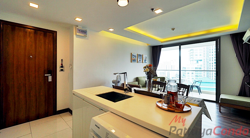 The Peak Towers Pattaya Condo For Sale - PEAKT40-3