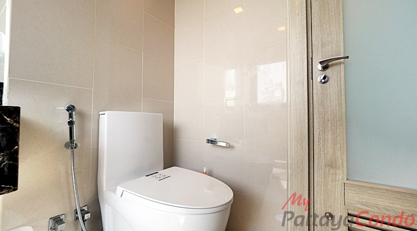 The Peak Towers Pattaya Condo For Sale - PEAKT49-13