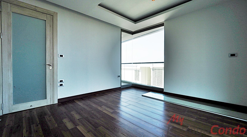 The Peak Towers Pattaya Condo For Sale - PEAKT47-14