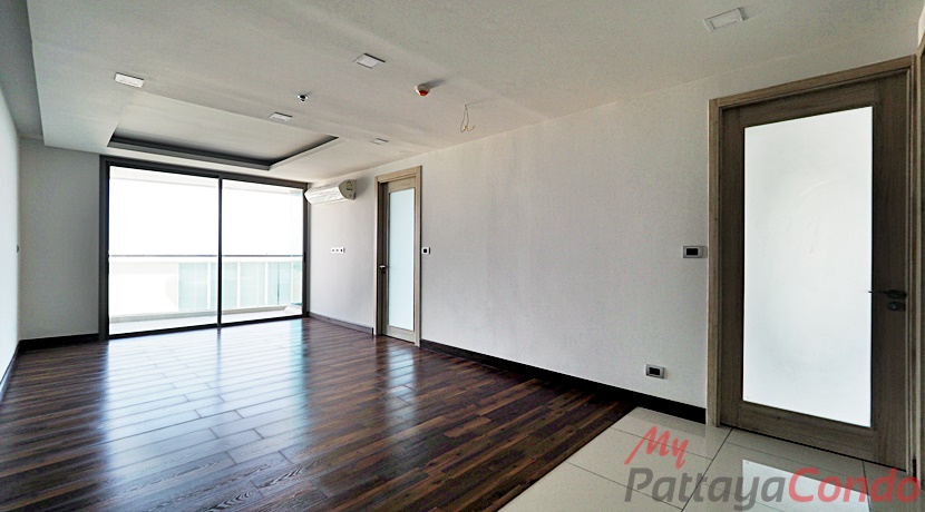The Peak Towers Pattaya Condo For Sale - PEAKT47-0