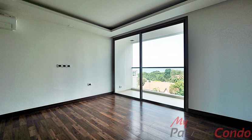 The Peak Towers Pattaya Condo For Sale - PEAKT42-5