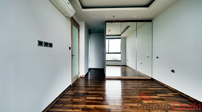 The Peak Towers Pattaya Condo For Sale - PEAKT43-9
