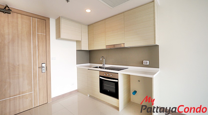 Riviera Wong Amat Condo For Sale - RW40-1