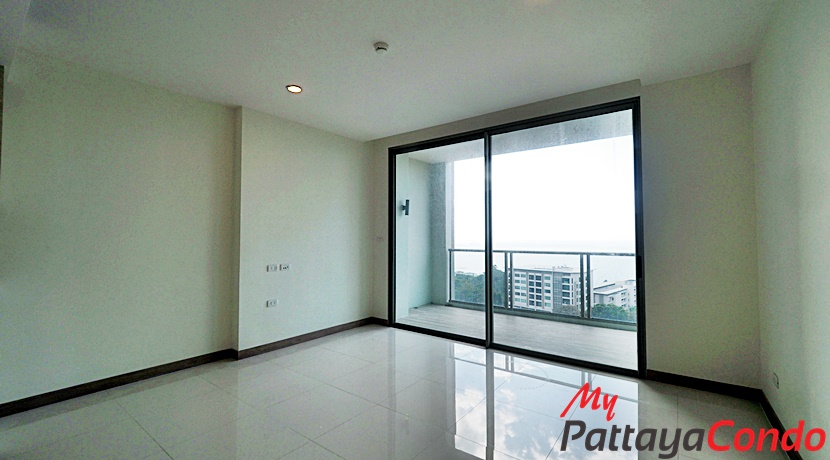 Riviera Wong Amat Condo For Sale - RW40-2