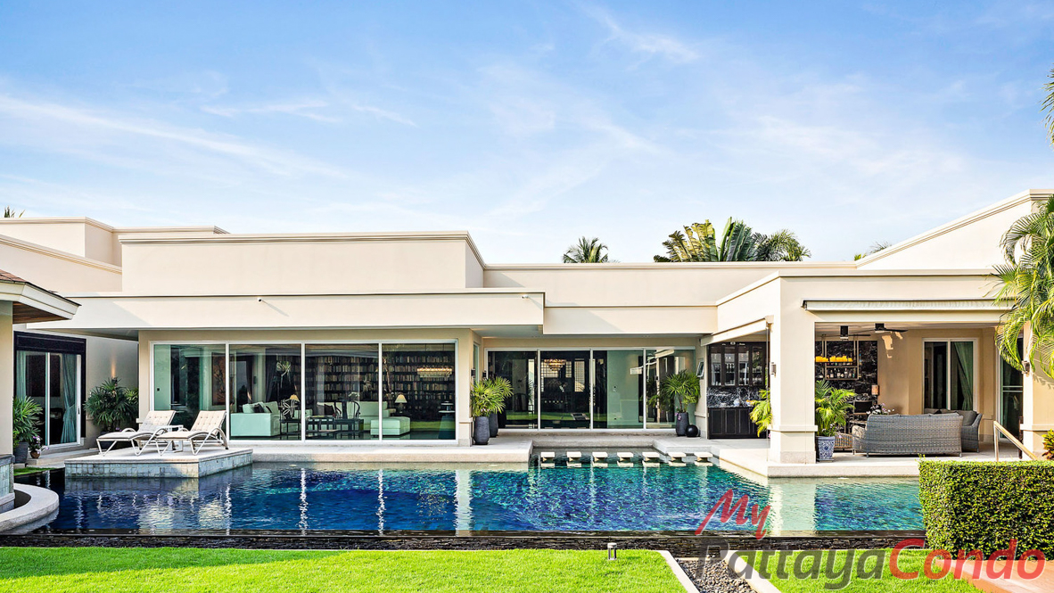 The Vineyard Phase 3 East Pattaya Pool Villa For Sale - HEVY303-0