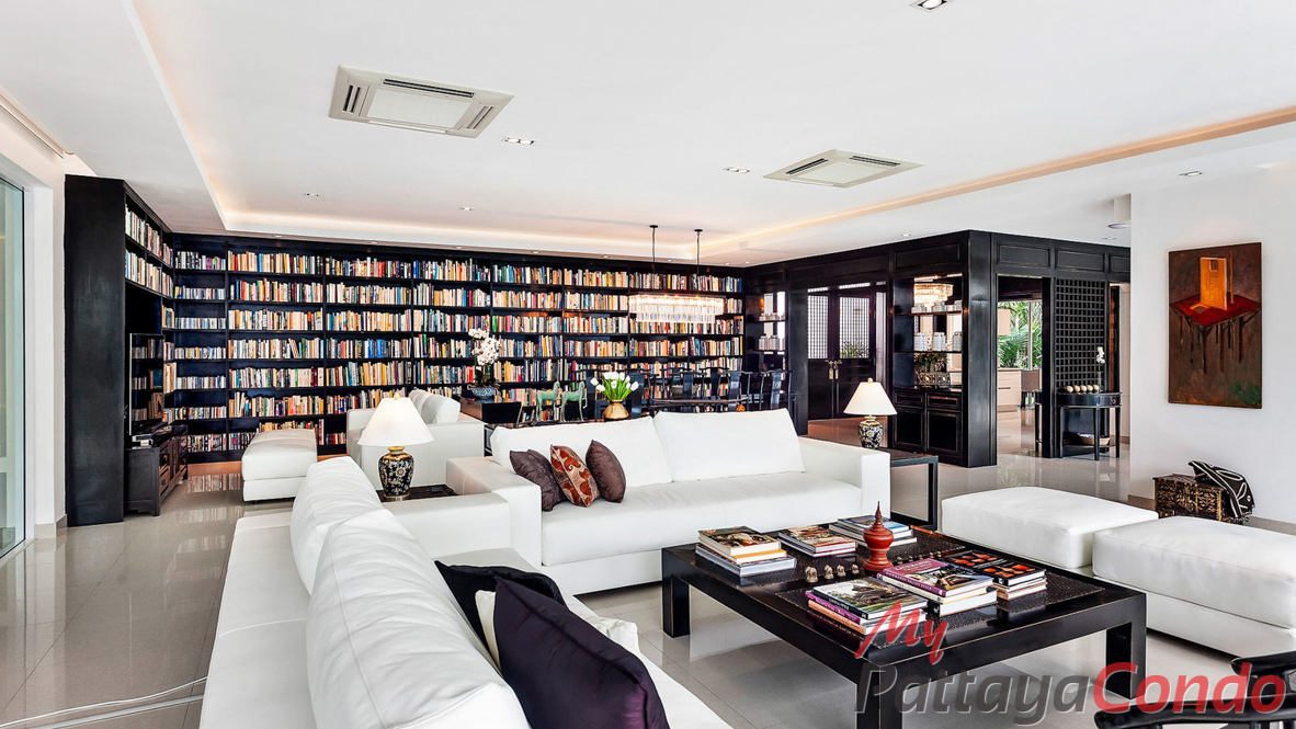 The Vineyard Phase 3 East Pattaya Pool Villa For Sale - HEVY303-15