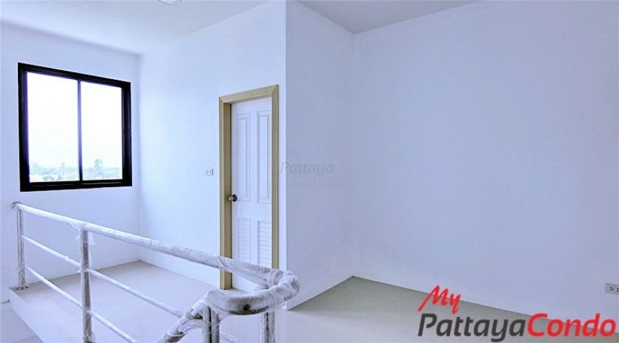 Private Townhouse Huay Yai Pattaya For Sale - HE0008-6