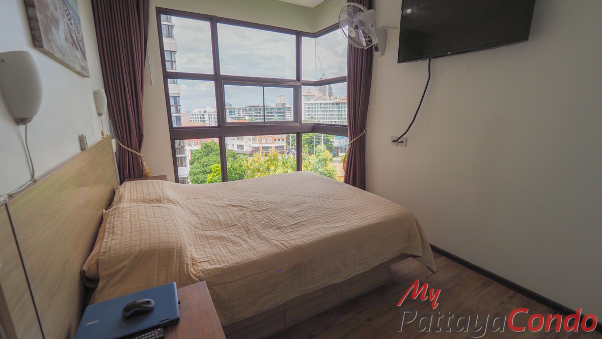 Treetops Pattaya Condo For Sale - TT24-16