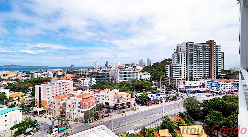 Treetops Pattaya Condo For Sale - TT19-10