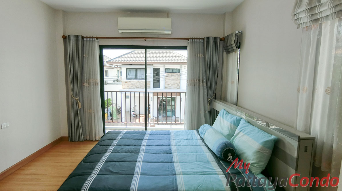Uraiwan Park View East Pattaya House For Sale - HEURW01-18