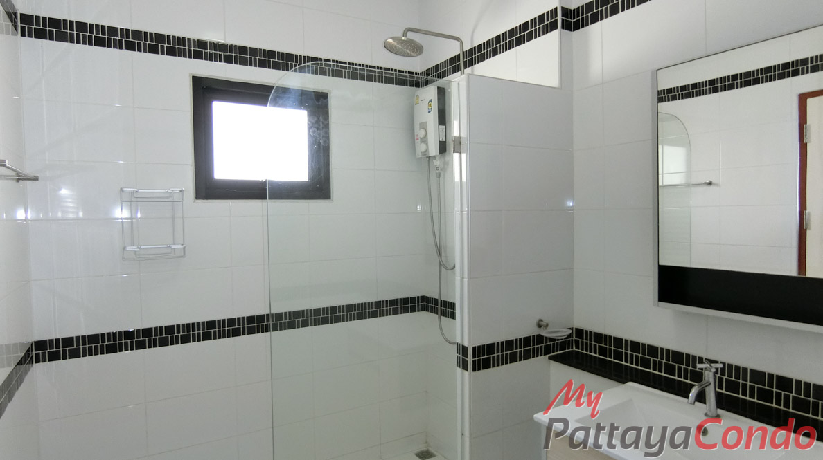 Uraiwan Park View East Pattaya House For Sale - HEURW01-16