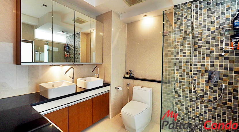 View Talay 5 Pattaya Condo For Sale - VT5C01-11