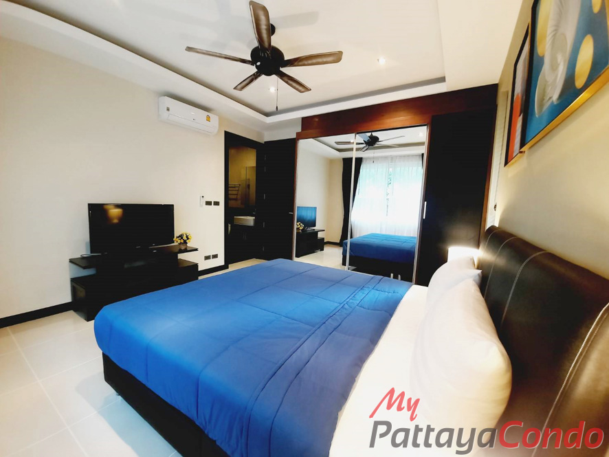 Whispering Palms Pattaya Pool Villas For Sale - HEWPR02-14