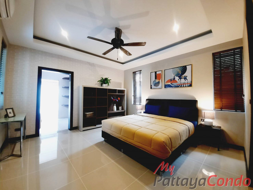 Whispering Palms Pattaya Pool Villas For Sale - HEWPR02-16