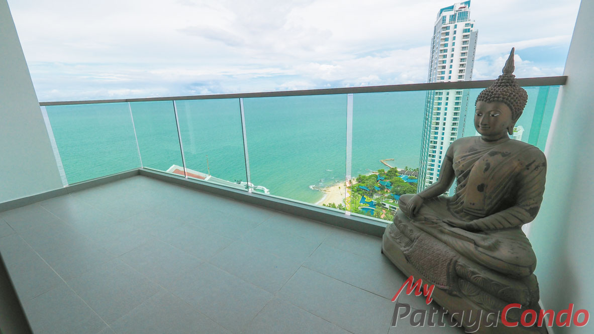 Wong Amat Tower Pattaya Condo For Sale - WT33-10