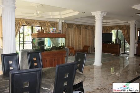 Three Bedroom Kamala House with a Communal Freeform Swimming Pool for Long Term Rent-3