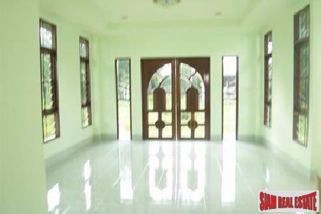 Two Bedroom House and Large Land Plot in Thalang Close to All Amenities-4