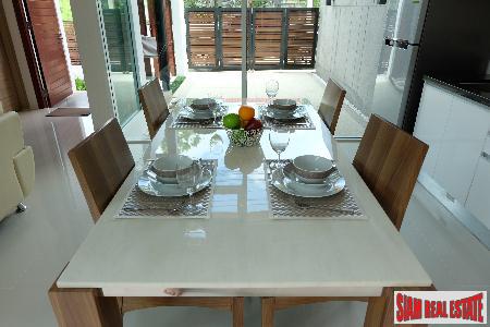 Modern 2-Bedroom Townhouse with Private Pool in Rawai-6