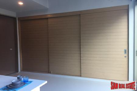 Karon Hill | Luxury Direct Pool Access One Bedroom Condo for Sale-5