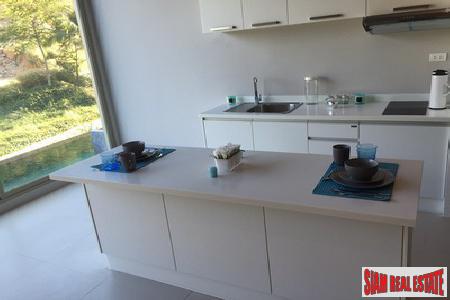Karon Hill | Luxury Direct Pool Access One Bedroom Condo for Sale-7