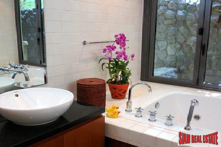 Rawai Villas | Stunning Luxury 4-Bedroom Home with Swimming Pool for Sale in Rawai-11